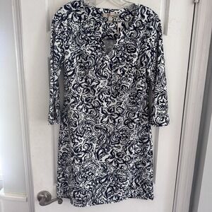 NWT's Aryeh Navy White Floral Shift Dress M Resort Coastal Preppy 3/4 Sleeve
